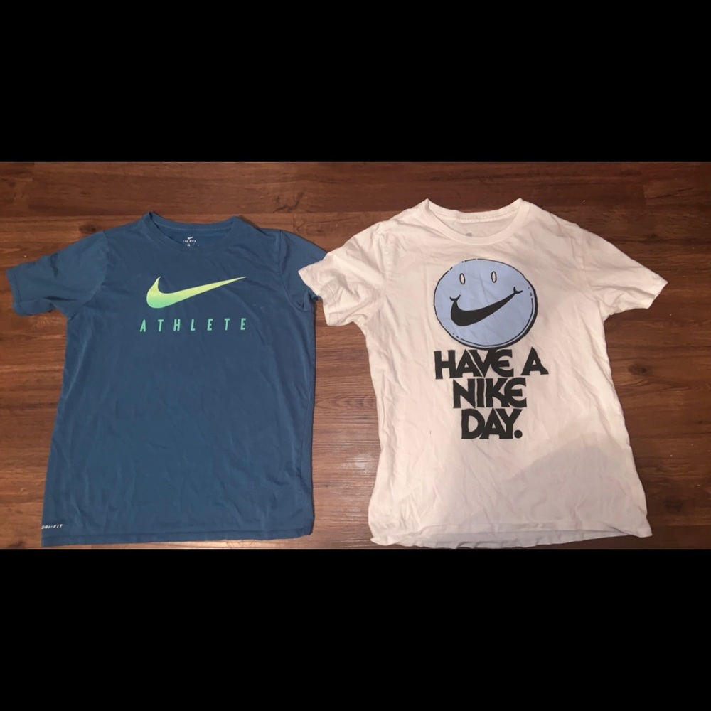 30% OFF NIKE SHIRT BUNDLE SIZE XL,M BLUE,WHITE